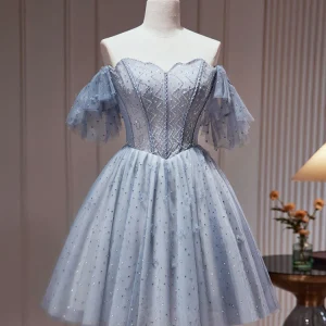 Belle robe de soirée courte en perles gris argenté, robe de remise de diplôme