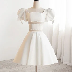 Robes de soirée blanches à col carré avec manches à bulles