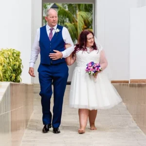 Cap manches style années 50 thé longueur dentelle robes de mariée, plus la taille