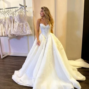 A-Line Wedding Dress Sweetheart Neckline Ivory Lace Bridal Gown