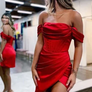 Robe de soirée fille noire désossée en satin rouge