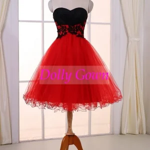 Robe de bal sans bretelles courte rouge pour adolescente | Robe formelle courte
