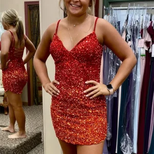 Robe courte de soirée moulante à paillettes rouges