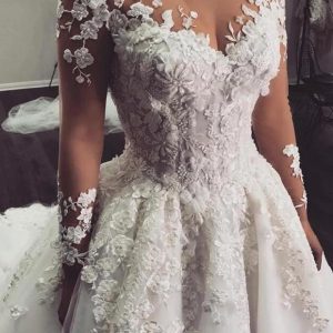 Elegant Bateau Long Sleeve A-Line Floor-Length Wedding Dress with Delicate Lace Appliques